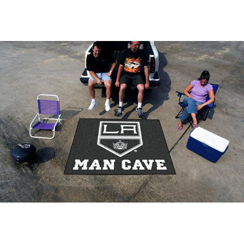 Los Angeles Kings NHL Man Cave Tailgater Floor Mat (60in x 72in)