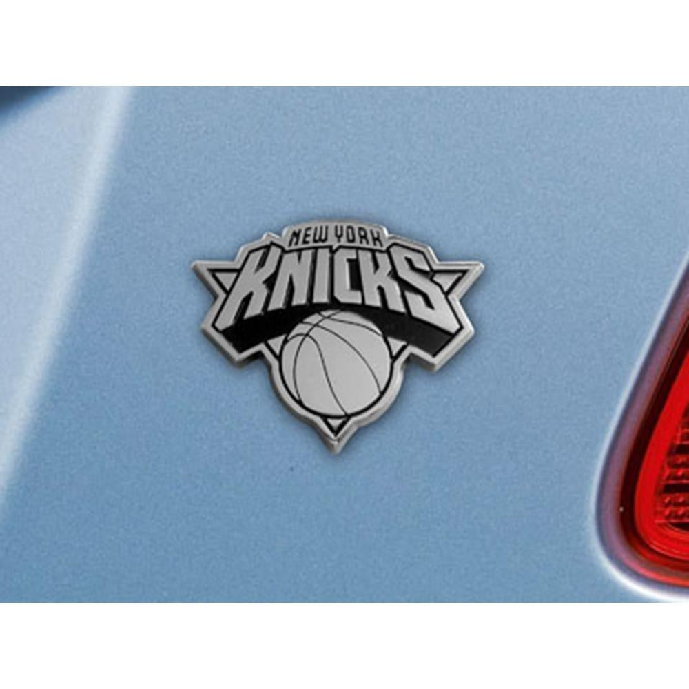 New York Knicks NBA Chrome Car Emblem (2.3in x 3.7in)