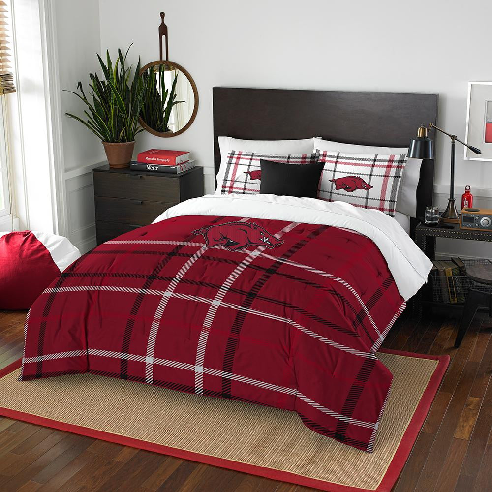 Arkansas Razorbacks NCAA Full Comforter Set (Soft & Cozy) (76 x 86)