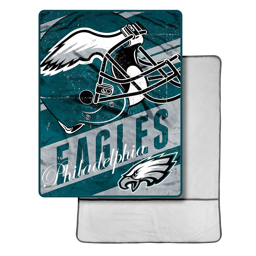 Philadelphia Eagles NFL Micro Sherpa Throw with Foot Pocket