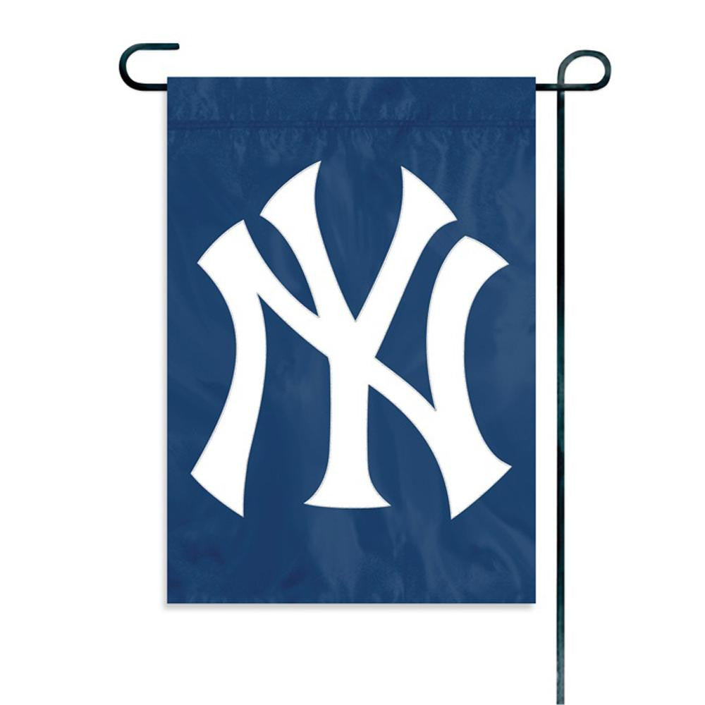 New York Yankees MLB Mini Garden or Window Flag (15x10.5)