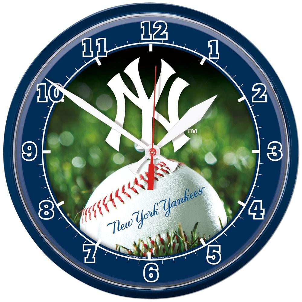 New York Yankees MLB Round Wall Clock (Top Hat)